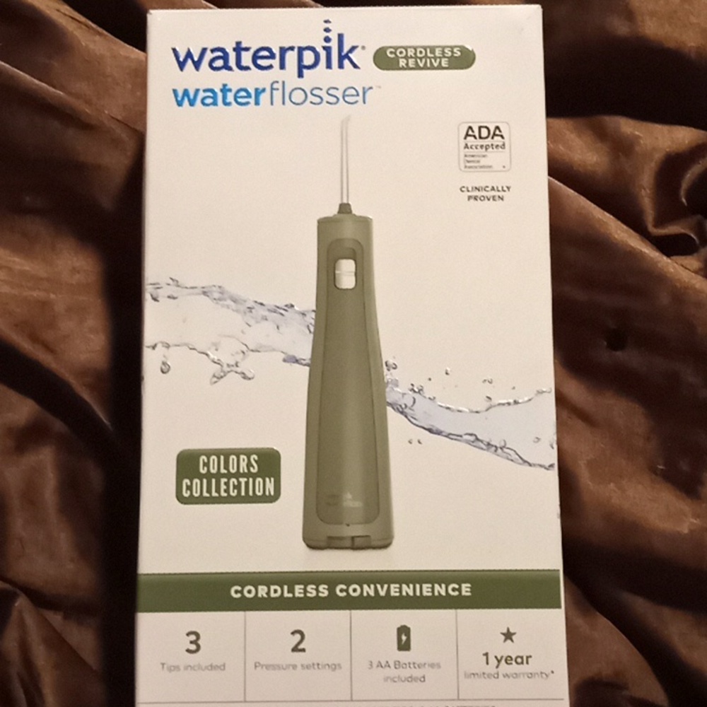 *WATERPIK WATER FLOSSER* CORDLESS REVIVE*COLORS COLLECTION